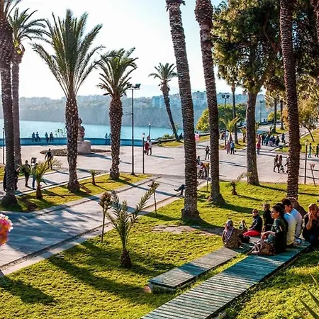 Antalya'nin Kalbindeki Huzur Apartment