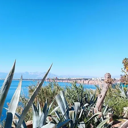 Antalya'nin Kalbindeki Huzur *