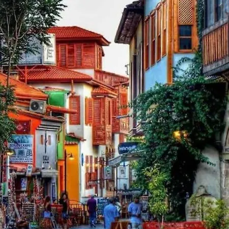 Antalya'nin Kalbindeki Huzur